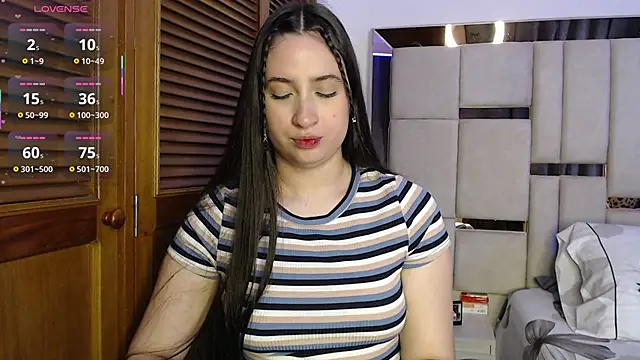 Snapshot of sofiaduque_26 chatting on 05-17-26, 08:38 sofiaduque 26 online show from 05-17-26, 08:38