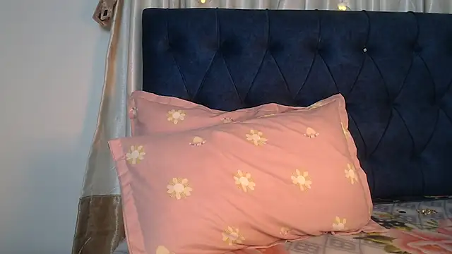 Jen jennyy1 online show from 01-22-25, 10:29