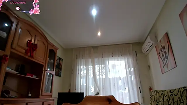 bella apont online show from 01-28-25, 10:23