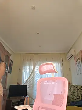 bella apont online show from 02-11-25, 07:12