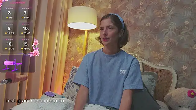 KittyAna online show from 01-12-25, 01:53