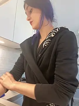 Snapshot of Erotic_Synth_Goddess chatting on 02-09-25, 12:30 Erotic Synth Goddess online show from 02-09-25, 12:30