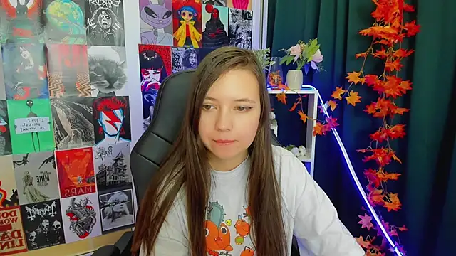 Lina Brownie online show from 12-23-24, 05:17