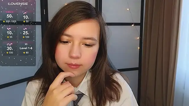 Lina Brownie online show from 10-26-25, 03:23