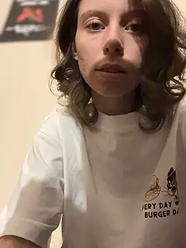 RinaMood online show from 10-28-25, 01:36