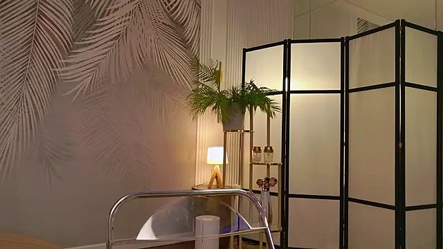 Miley Smile online show from 02-21-26, 06:47