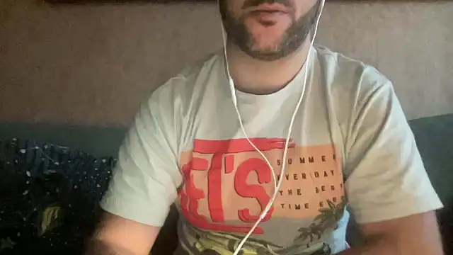 RedDante89 online show from 12-13-24, 07:47