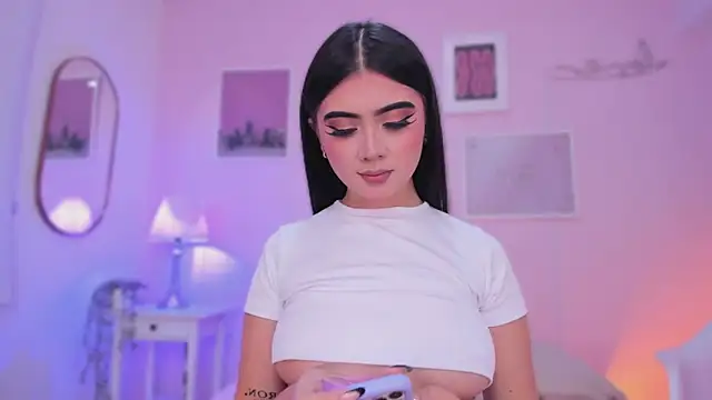 Snapshot of little-natt chatting on 02-10-25, 01:22 little-natt online show from 02-10-25, 01:22