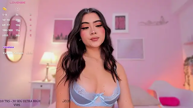 Snapshot of little-natt chatting on 02-12-25, 12:44 little-natt online show from 02-12-25, 12:44