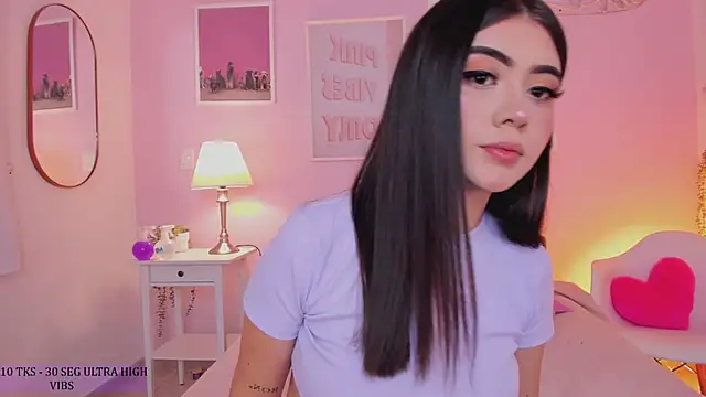 Snapshot of little-natt chatting on 02-18-25, 01:44 little-natt online show from 02-18-25, 01:44