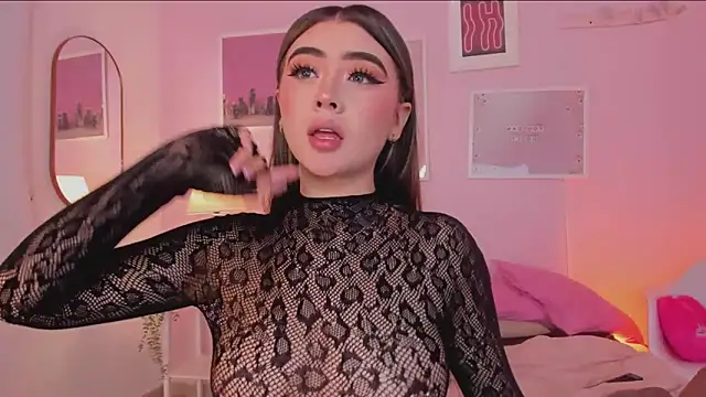 Snapshot of little-natt chatting on 03-14-25, 05:24 little-natt online show from 03-14-25, 05:24