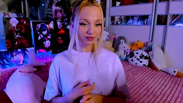 Snapshot of Cute__Pony chatting on 12-02-24, 09:28 Cute Pony online show from 12-02-24, 09:28