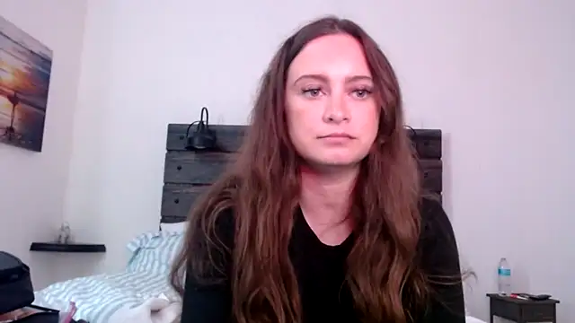 Snapshot of Sophie_Raegan chatting on 02-18-25, 07:09 Sophie Raegan online show from 02-18-25, 07:09