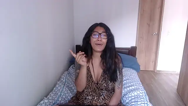 Snapshot of sofia_rosse4 chatting on 02-24-25, 08:47 sofia rosse4 online show from 02-24-25, 08:47