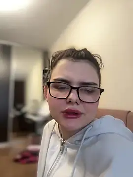 Snapshot of NikaMur chatting on 02-03-25, 02:36 NikaMur online show from 02-03-25, 02:36