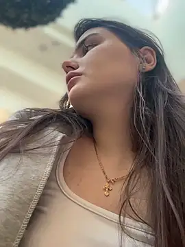 Snapshot of NikaMur chatting on 02-15-25, 07:27 NikaMur online show from 02-15-25, 07:27