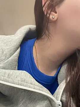 Snapshot of NikaMur chatting on 02-19-25, 07:17 NikaMur online show from 02-19-25, 07:17