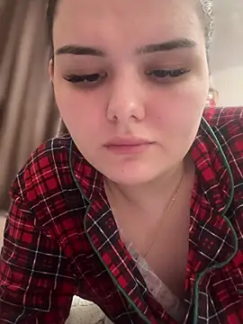 Snapshot of NikaMur chatting on 03-19-25, 06:24 NikaMur online show from 03-19-25, 06:24