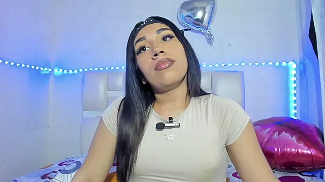 Snapshot of Anny_jhonsonx chatting on 02-01-26, 04:00 Anny jhonsonx online show from 02-01-26, 04:00