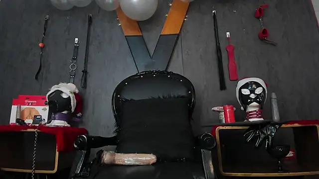 CharlotteScotte online show from 12-20-24, 12:16