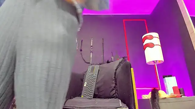 CharlotteScotte online show from 09-12-25, 11:54