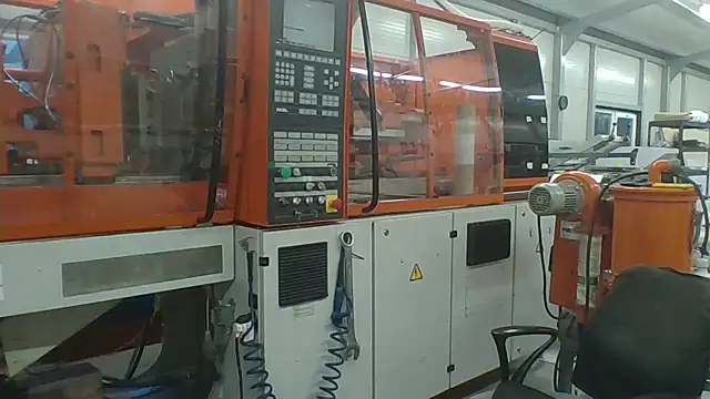 Snapshot of Boomerhun chatting on 10-21-25, 03:24 Boomerhun online show from 10-21-25, 03:24