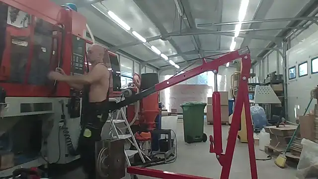 Snapshot of Boomerhun chatting on 11-01-25, 02:19 Boomerhun online show from 11-01-25, 02:19