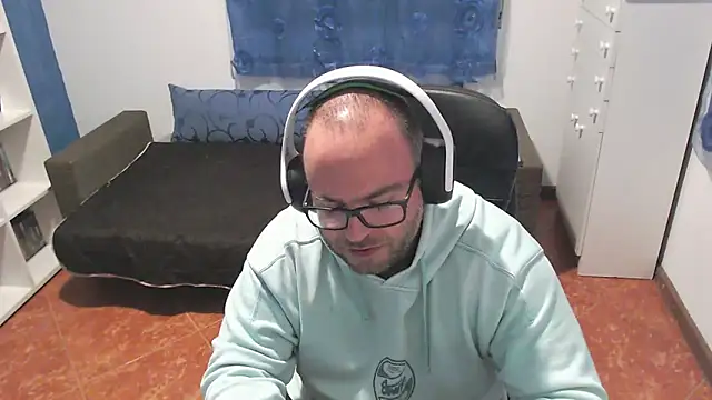 ravingr4d4 online show from 11-09-25, 09:24