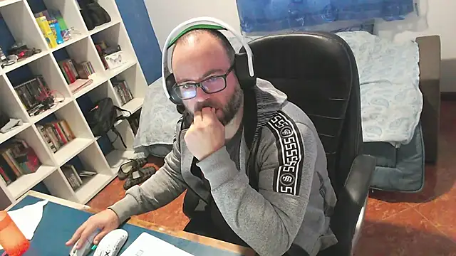 Snapshot of ravingr4d4 chatting on 01-12-26, 09:14 ravingr4d4 online show from 01-12-26, 09:14