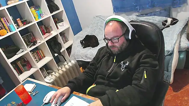 Snapshot of ravingr4d4 chatting on 01-12-26, 09:53 ravingr4d4 online show from 01-12-26, 09:53