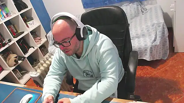 Snapshot of ravingr4d4 chatting on 01-31-26, 08:51 ravingr4d4 online show from 01-31-26, 08:51