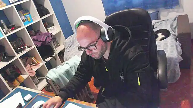 Snapshot of ravingr4d4 chatting on 02-05-26, 11:59 ravingr4d4 online show from 02-05-26, 11:59