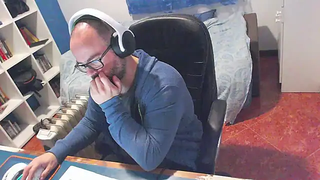 Snapshot of ravingr4d4 chatting on 02-11-26, 10:20 ravingr4d4 online show from 02-11-26, 10:20