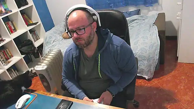 Snapshot of ravingr4d4 chatting on 02-11-26, 10:26 ravingr4d4 online show from 02-11-26, 10:26