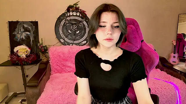 Alisa Black Star online show from 01-24-25, 11:15