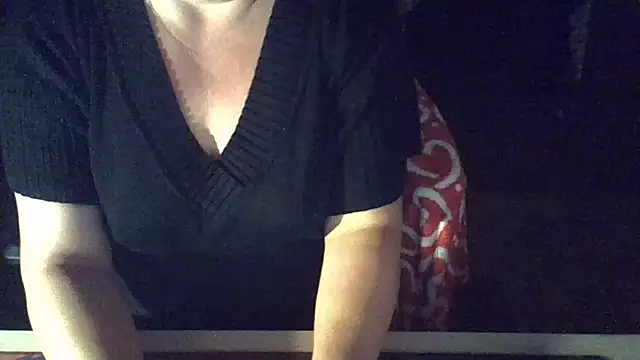 Silvia2277 online show from 11-04-25, 08:19