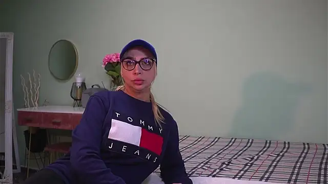 CelineConner online show from 01-22-25, 05:05