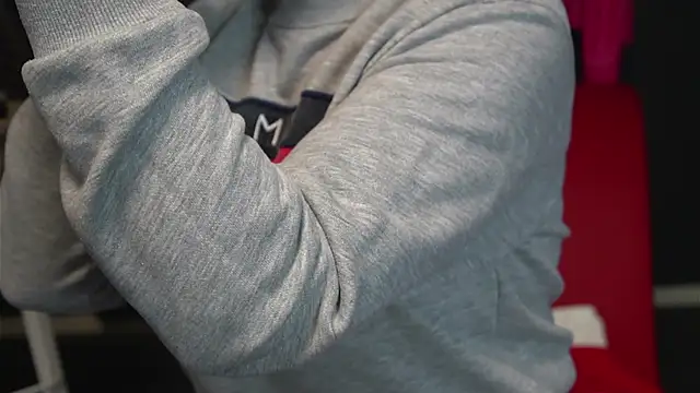 CelineConner online show from 10-07-25, 04:09