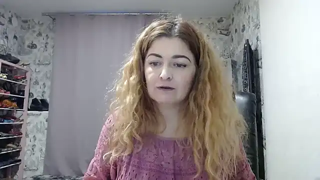 Helen1974 online show from 12-14-24, 01:59