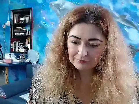 Helen1974 online show from 12-20-24, 11:21