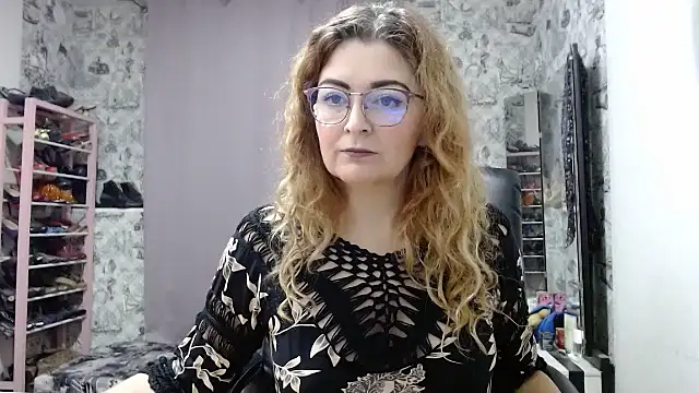 Helen1974 online show from 01-09-25, 08:01