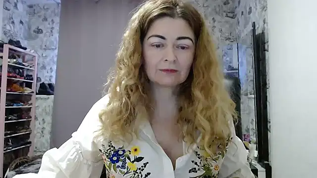 Helen1974 online show from 01-19-25, 11:34