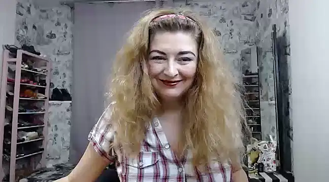 Helen1974 online show from 01-28-25, 07:10