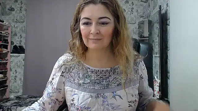 Helen1974 online show from 01-30-25, 05:17