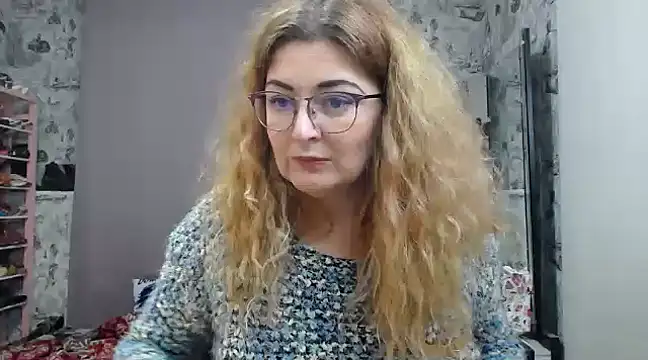 Helen1974 online show from 02-12-25, 04:12