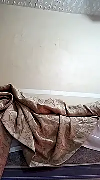 Snapshot of Heriy69 chatting on 12-15-24, 01:24 Heriy69 online show from 12-15-24, 01:24