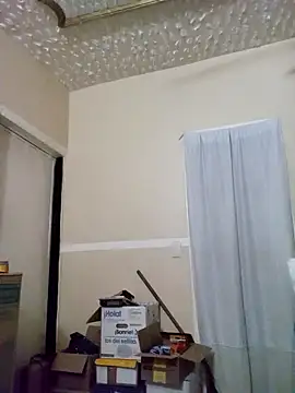 Snapshot of Heriy69 chatting on 09-29-25, 06:29 Heriy69 online show from 09-29-25, 06:29