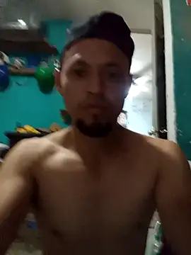 Snapshot of Heriy69 chatting on 10-20-25, 06:14 Heriy69 online show from 10-20-25, 06:14