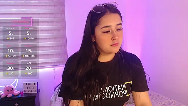 Megan FE online show from 12-19-24, 02:35