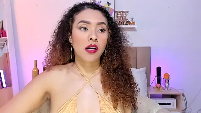 Zoe Gruber online show from 12-21-25, 12:40